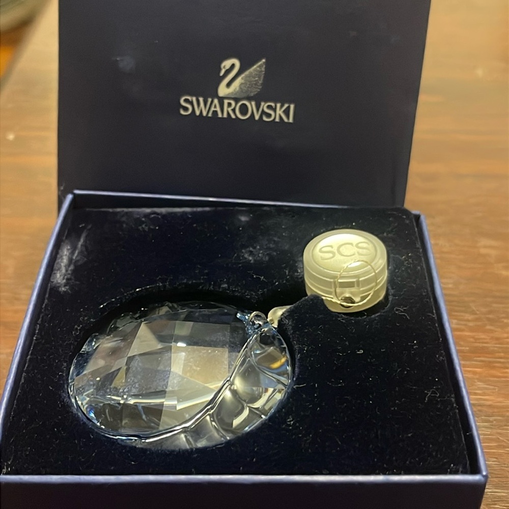 Swarovski Crystal blue Retractable Window Suncatcher Limited Edition ornament - Picture 7 of 9